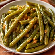 Saut&eacute;ed Canned Green Beans in 15 Minutes